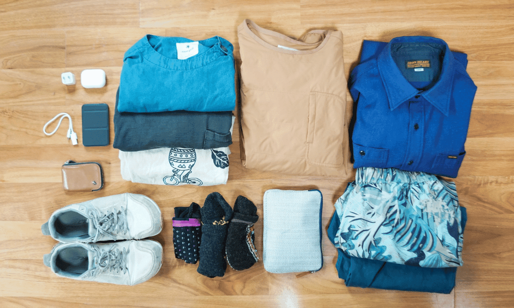 minimalist travel toiletries minimalist travel toiletries