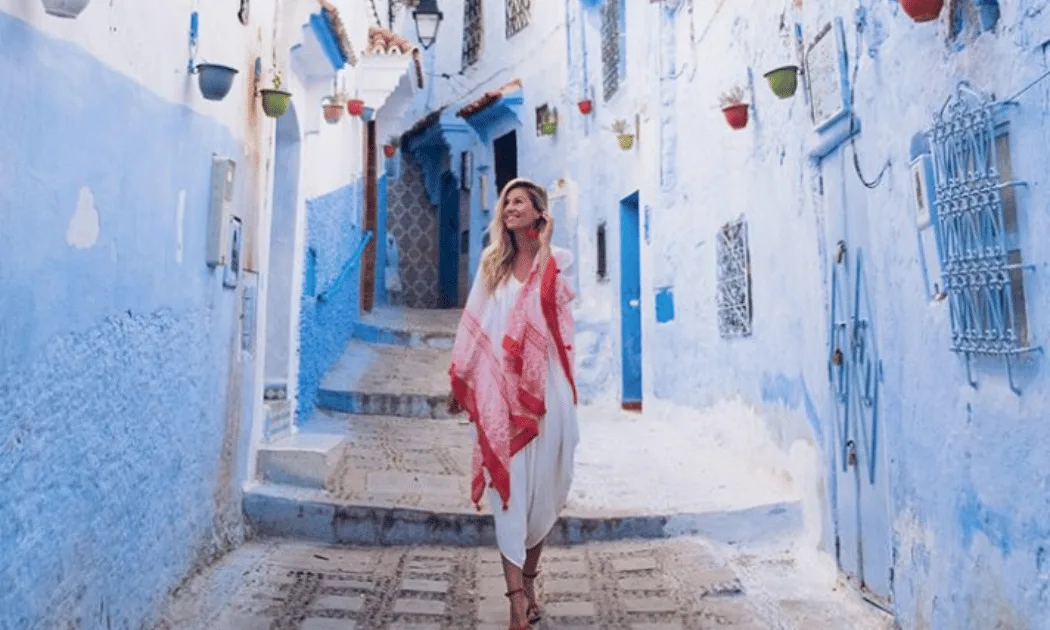 stylish travel clothes